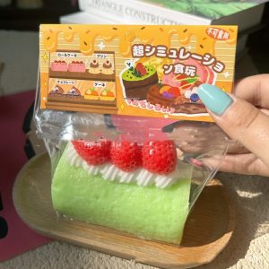 Simulation Pastry Squeezing Towel Roll Toy