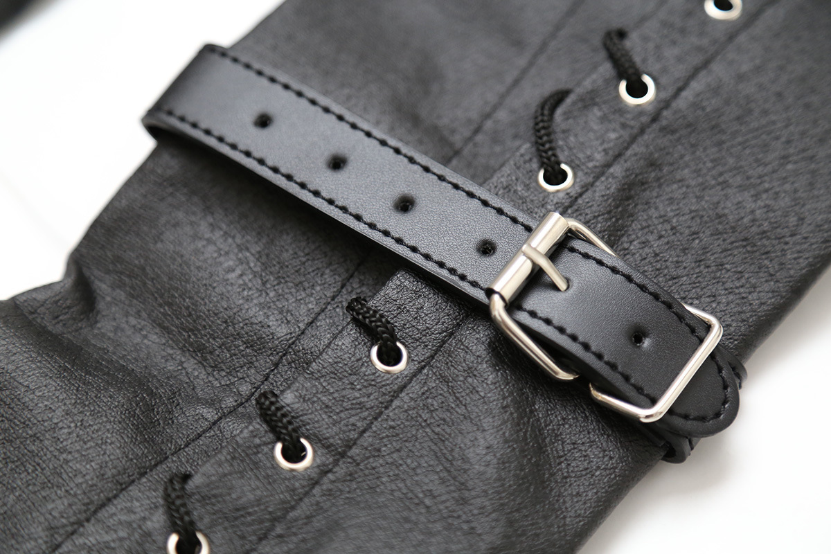 Leather Sleeve Cover Hand-tied Toy — image 5